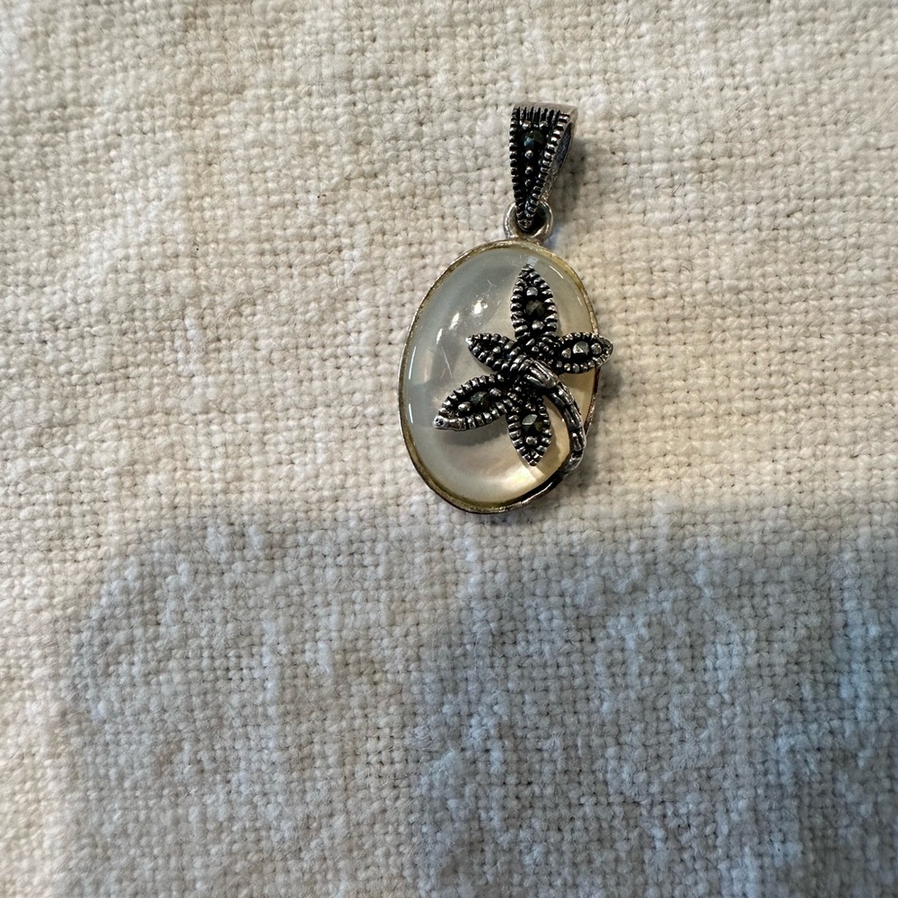 Elegant  Silver dragonfly Pendant
Stamped 925